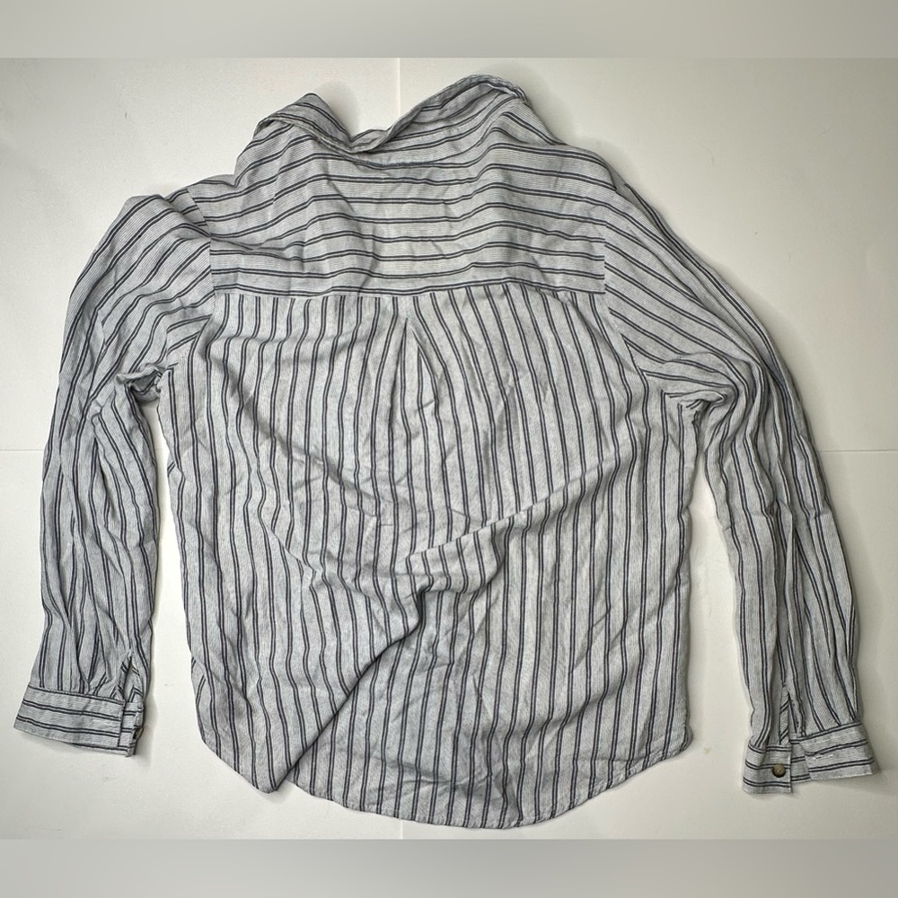 Lily Morgan • Stripped Top size L , button up long sleeve - Picture 5 of 5